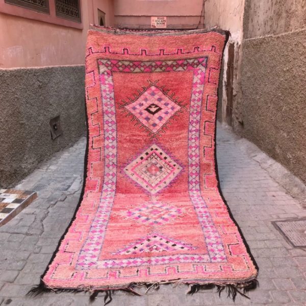 Bejaad teppe 330 x 155 cm. Vintage og vevd for hånd i Marokko. Unikt.
