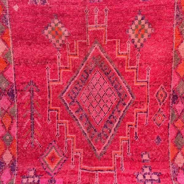 Et teppe som gløder! Vintage berber. Håndknyttet i Marokko. 100% ull.