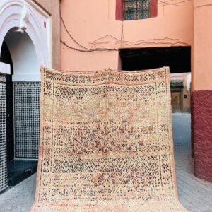 Duse, myke farger. Håndknyttet i 100% ull. One of a kind marokkansk vintageteppe